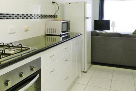 Sunseeker - Foster Accommodation 3