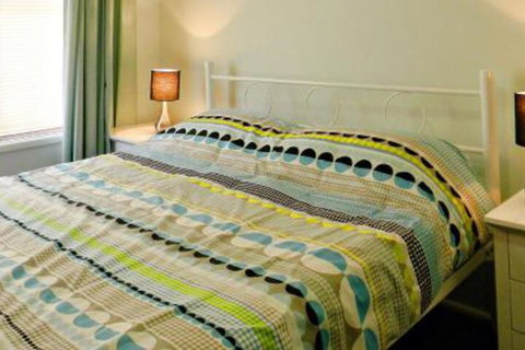 Sunseeker - Foster Accommodation 0
