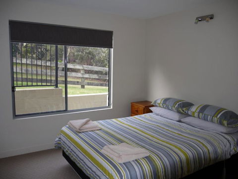 Luxury Near Old Pier Beach - Foster Accommodation 1