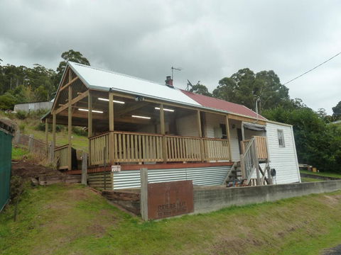 Riders Hut Derby - Foster Accommodation 1