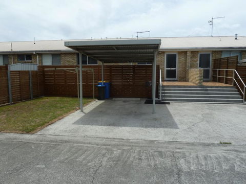 Central Luxury With Fabulous Views - Foster Accommodation 2