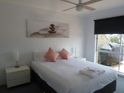 Central Luxury With Fabulous Views - Foster Accommodation 1
