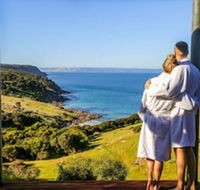 Sea Dragon Lodge  Villas - Foster Accommodation