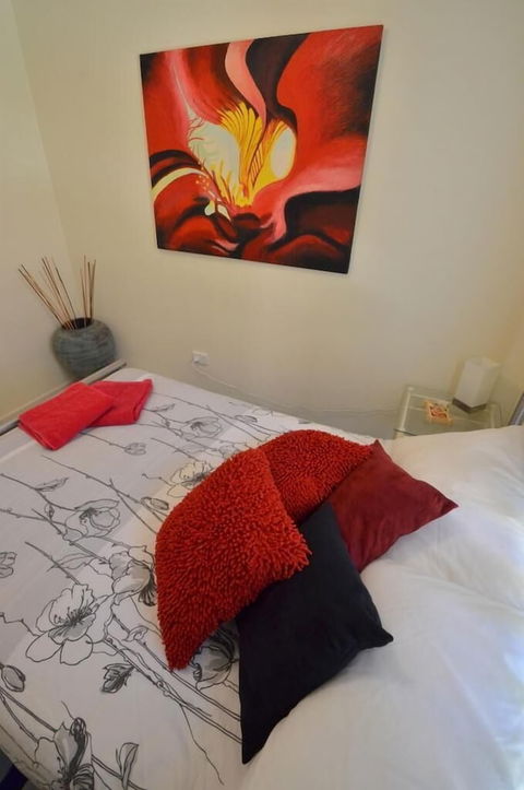 Art On Hart - Foster Accommodation 5