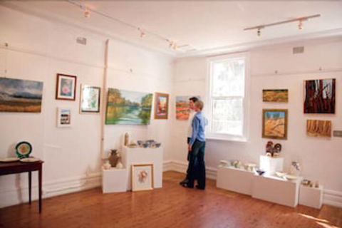 The Old Vic Inn - Foster Accommodation 1