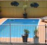 Twin Pines Motel - Foster Accommodation