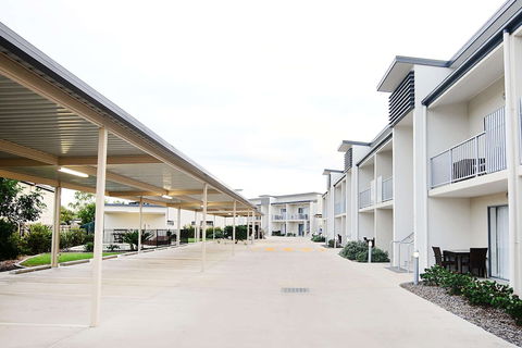 Oaks Middlemount Suites - Foster Accommodation 6