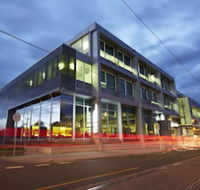 Hotel 115 - Foster Accommodation