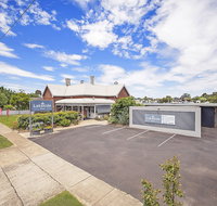 Hamilton Lakeside Motel - Foster Accommodation