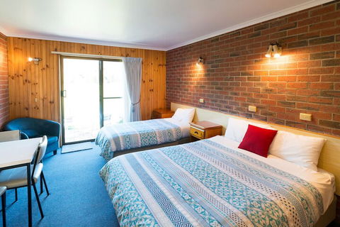 Kookaburra Motor Lodge - Foster Accommodation 2