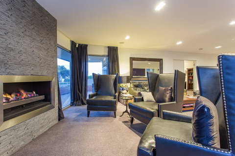 Starhaven Retreat - Foster Accommodation 4