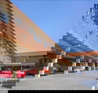 St Georges Motor Inn - Foster Accommodation