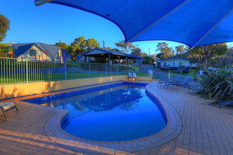 Beach Cabins Merimbula - Foster Accommodation 6