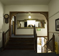 Brisbane Manor Hotel - Foster Accommodation
