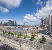 Docklands Private Collection of Apartments - Digital Harbour - Foster Accommodation