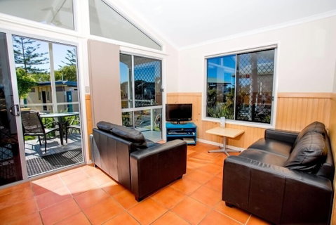 Reflections Holiday Parks Massy Greene - Foster Accommodation 3