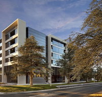 East Hotel - Foster Accommodation