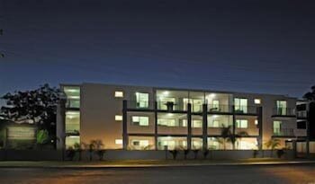 Shoal Bay Beachclub Apartments - Foster Accommodation 2