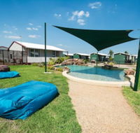 The Leprechaun Resort - Foster Accommodation