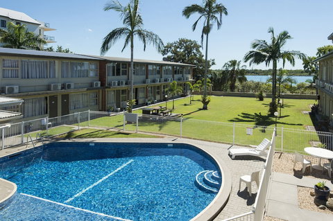 Mid City Motor Inn - Foster Accommodation 3