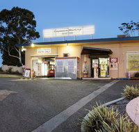 Captain Stirling Hotel - Foster Accommodation
