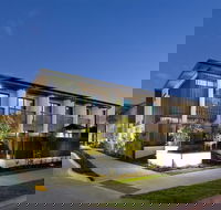 The Glen Hotel  Suites - Foster Accommodation