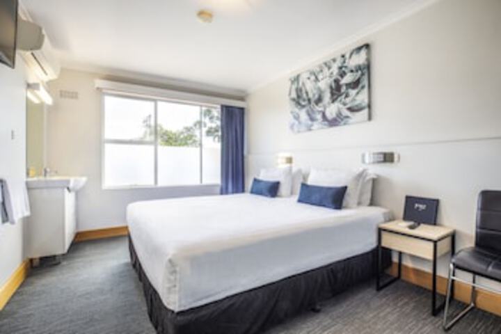 Derwent Park TAS Foster Accommodation