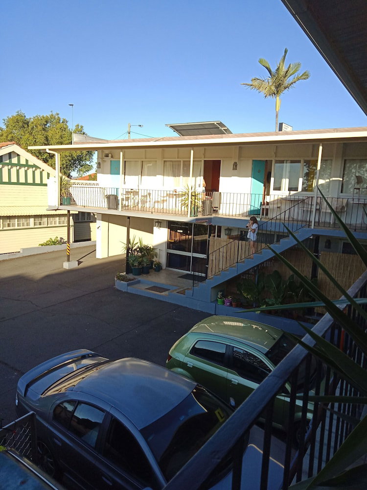 Annerley QLD Foster Accommodation