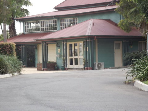 McNevins Loganholme Motel - Foster Accommodation 0