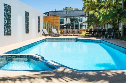Peninsula Nelson Bay Motel And Serviced Apartments - Foster Accommodation 1
