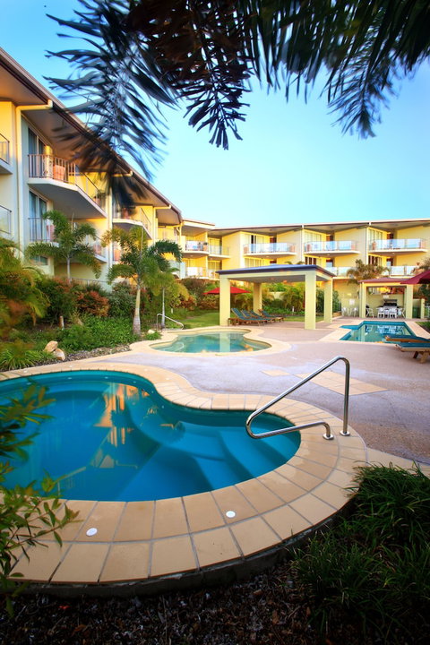 Caloundra Central Apartment Hotel - Foster Accommodation 4