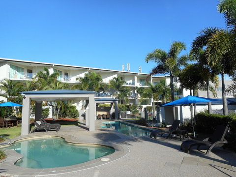 Caloundra Central Apartment Hotel - Foster Accommodation 2