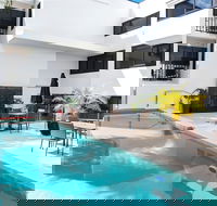 Elysium Apartments - Foster Accommodation