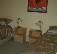 Busy Buzz B  B - Foster Accommodation