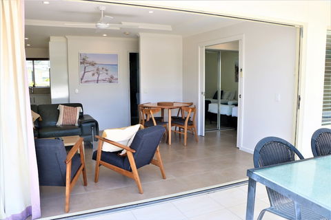 Noosa River Palms - Foster Accommodation 4