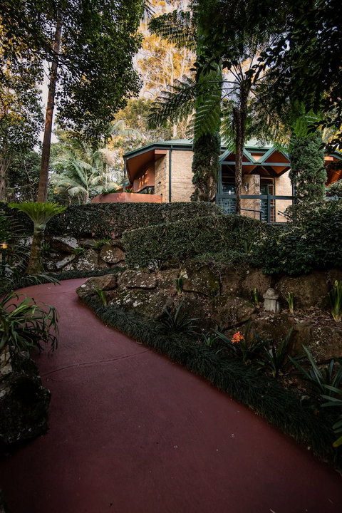 The Escarpment Retreat - Foster Accommodation 1