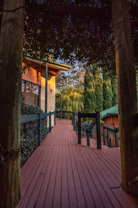 The Escarpment Retreat - Foster Accommodation 2