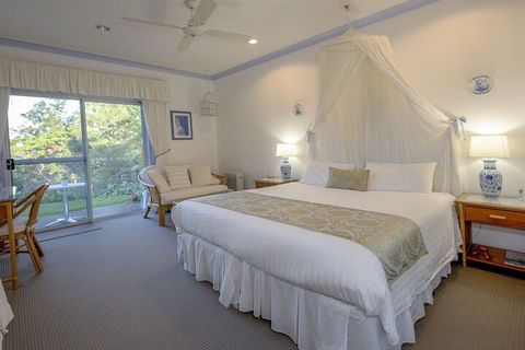 Ninderry Manor Luxury Retreat - Foster Accommodation 6