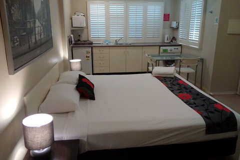 Brisbane Street Studios - Foster Accommodation 6