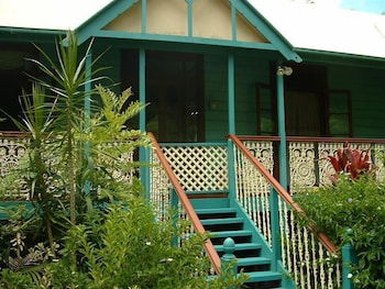 Riviera Bed And Breakfast - Foster Accommodation 0