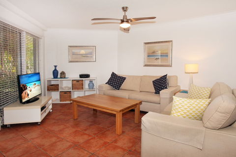 Dockside Mooloolaba - Foster Accommodation 5