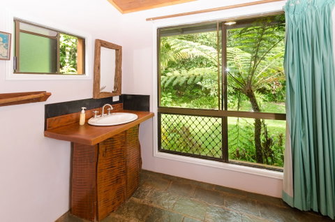 The Epiphyte Bed & Breakfast - Foster Accommodation 0