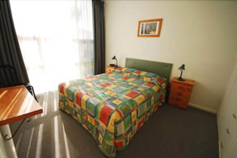 Mermaid Holiday Units - Foster Accommodation 7