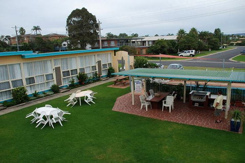 Mermaid Holiday Units - Foster Accommodation 2