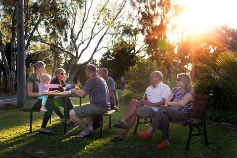 Modra's Apartments - Foster Accommodation 0