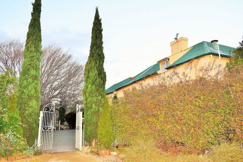 Cleburne Homestead - Foster Accommodation 1