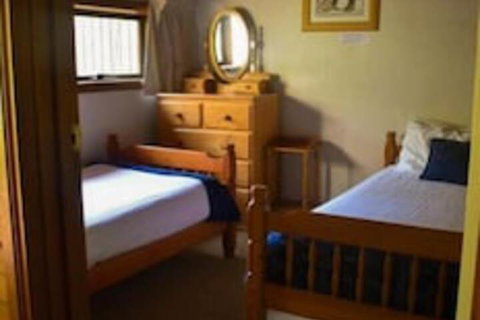 Clarendon Chalets - Foster Accommodation 7