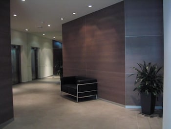 Wyndel Apartments - Harbour Watch - Foster Accommodation 2
