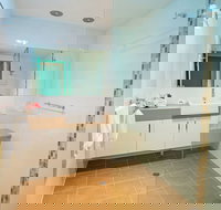 Tuscany Apartments - Foster Accommodation