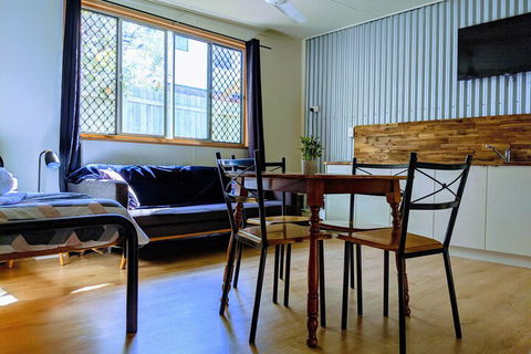 Woolshed Eco Lodge - Foster Accommodation 4